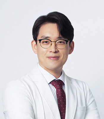 성남점 원장 김수빈